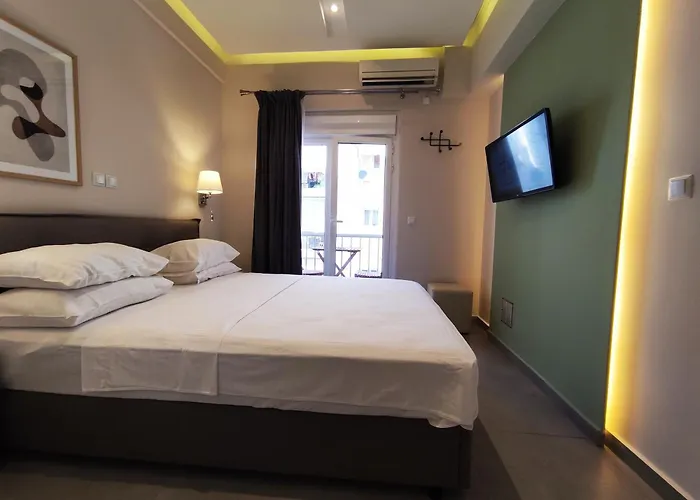Athens Stay 35