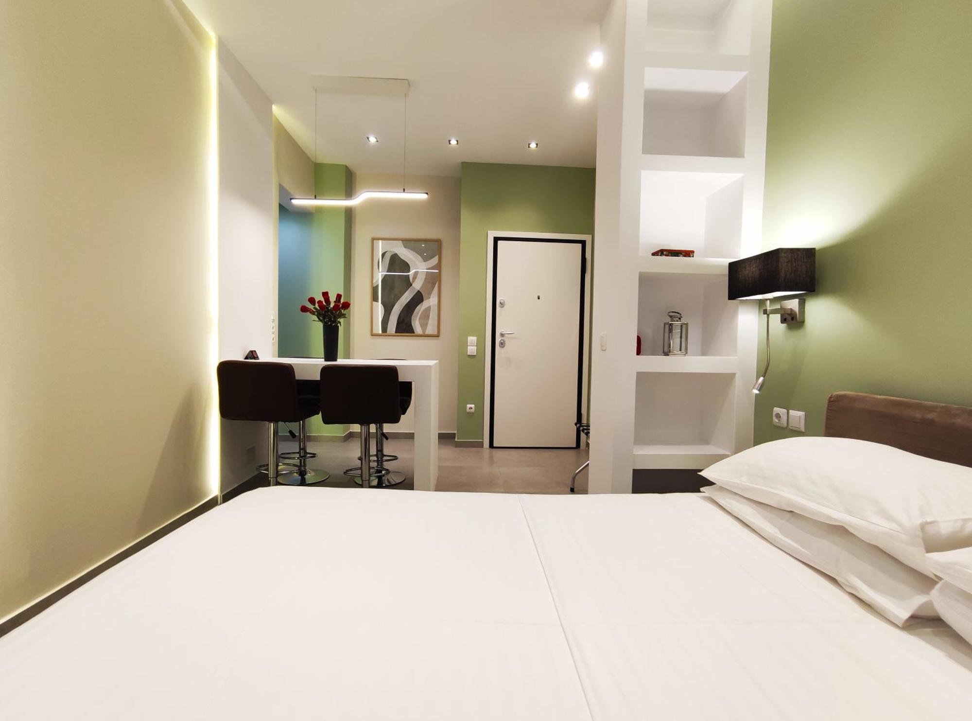 Apartment 35